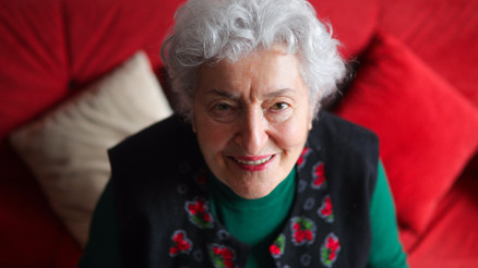 Yüreğimize batan dikeni çıkaran yazar