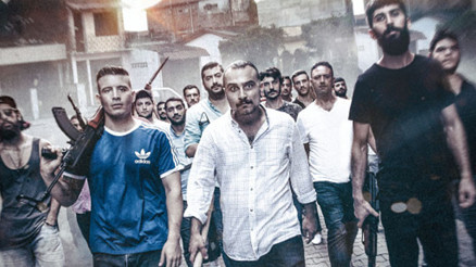 Fenomen internet dizisi Sıfır Bir’in afişi yayınlandı