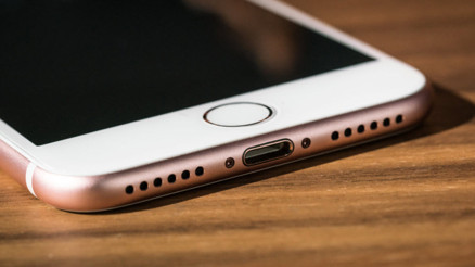 iOS 11 yüklü iPhone 7yi defalarca hacklediler