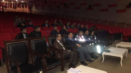 Ağrı’da okul servis şoförlerine eğitim verildi