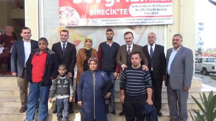 Engellilerin bileklerine bigileri dövme olarak yapıldı