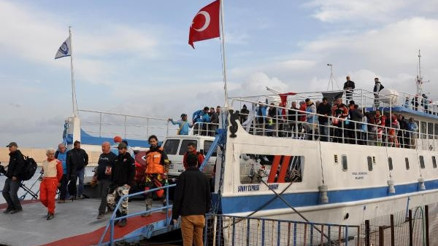 Feribotla gelen ralliciler, yarışarak dönecek