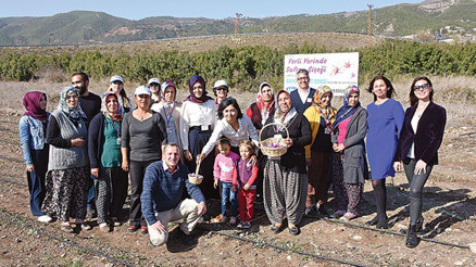 ‘Kırmızı altın’a kadın eli değdi