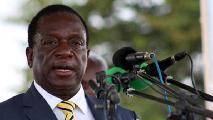 Mnangagwa’dan Mugabe’ye: Ya istifa et ya da rezil ol