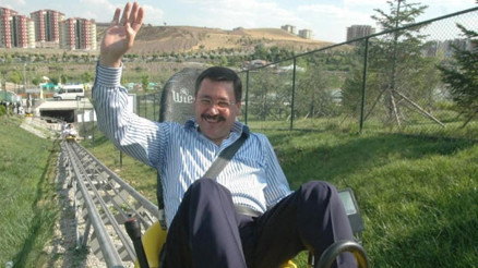 İnsan bazen gerçekten hayret ediyor