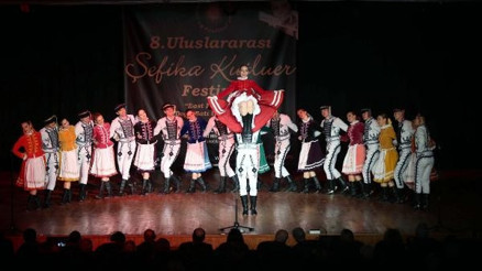 Yenimahallede Şefika Kutluer festivali başladı