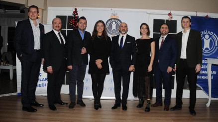 EGİAD yılbaşı balosunda eğlendi