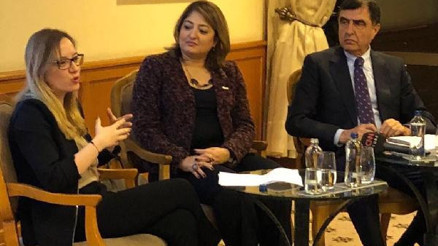 “Medya ve Reklam Dünyasında Kadının Rolü” konuşuldu