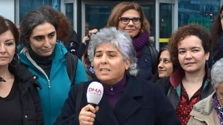 Nuriye Gülmen ve Semih Özakçaya destekten gözaltına alınanlara beraat