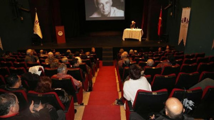 Büyük Usta Necati Cumalı Urla’da anıldı
