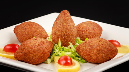 Sanıldığı kadar zor değil: İçli köfte yapmanın püf noktaları