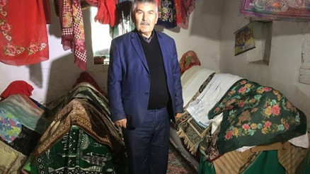 Altı hamam, üstü türbe