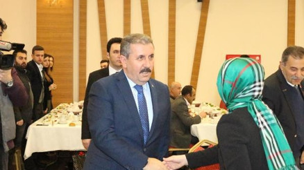 Desticiden Türk Tabipler Birliğine tepki