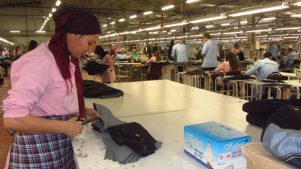 Tekstilciler Mardine çıkartma yaptı