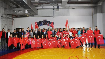 Kadın Güreş Milli Takımı’ndan Afrin’deki Mehmetçik’e dualarla destek