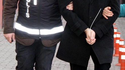 Eski dekan FETÖden tutuklandı