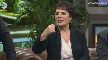 Hıçkırık’ın Nalan ve Kenan’ı Beyaz Show’da bir araya geldi