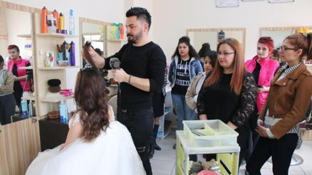 Dezavantajlı kızlar, kuaförlük öğreniyor