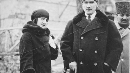 Atatürk’ün eşi Latife Hanım kimdir İşte Latife Hanım hakkında bilinmeyenler Atatürk’ün eşi Latife Hanım kimdir İşte Latife Hanım hakkında bilinmeyenler