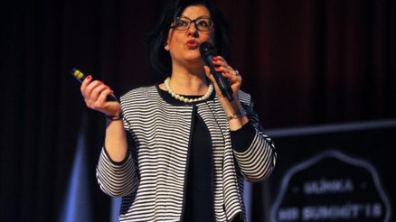 Yasemin Merih Alparslan, UÜde öğrencilerle buluştu