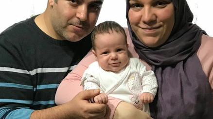 Anne karnında ameliyat oldu