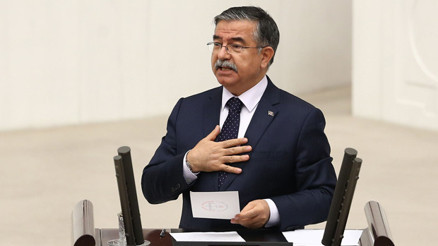 Bakan Yılmaz: 500 engelli öğretmen alınacak Bakan Yılmaz: 500 engelli öğretmen alınacak