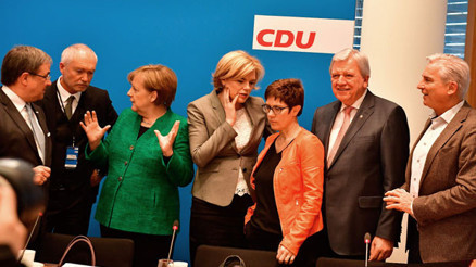 Uyumun başına Alman geliyor... de Maiziere kabinede yok