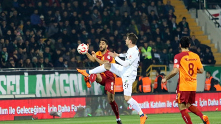 Akhisarspor ilk mağlubiyetini yaşadı Büyü bozuldu Akhisarspor ilk mağlubiyetini yaşadı Büyü bozuldu