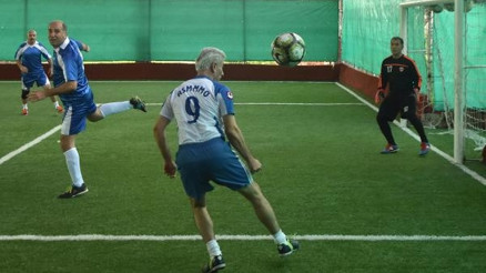 Adana Vergi Dairesi Başkanlığı, Çukurova Gazeteciler Cemiyeti ile yenişemedi:4-4