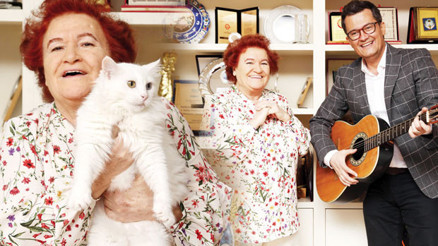 Manyak mıyım ben kendimi böyle öveyim Manyak mıyım ben kendimi böyle öveyim