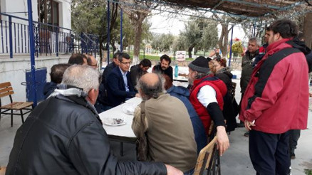 Foça Ilıpınardaki ağaç kesimlerine çevrecilerden büyük tepki