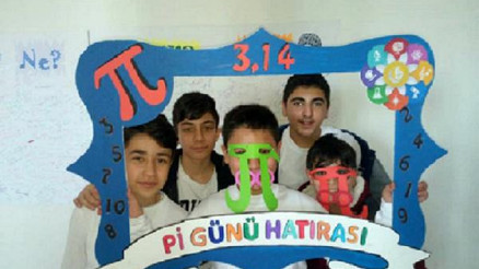 Matematikçi çocukların ‘ Pi Günü ‘