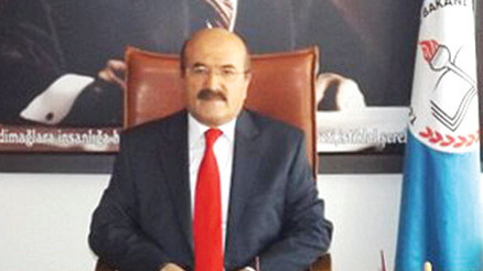 İstersen başı açıklar için ikna odası kur a be müdür