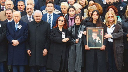 Ebediyete uğurlandı