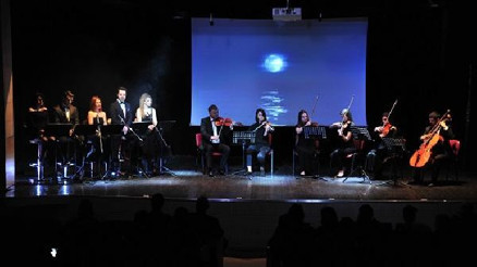 Şiir severler unutulmaz bir akşam yaşadı