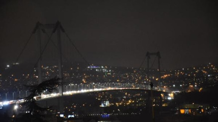 Işıklar iklim değişikliğine dikkat çekmek için söndü