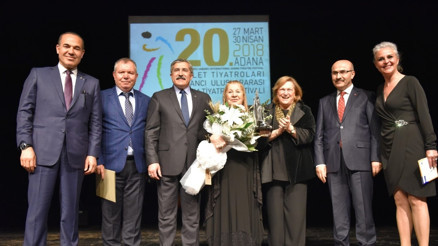 Adanada festival meşalesi yandı