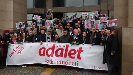 Adalet nöbeti 1. yılında
