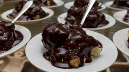 En özel pastaneler İncili Gastronomi Rehberi’nde