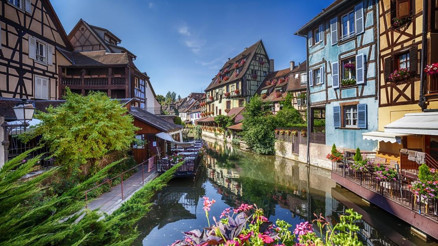 Alplerin eteğindeki ülkeler