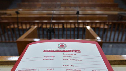 FETÖ sanığının avukatından mahkemeye cin sorusu