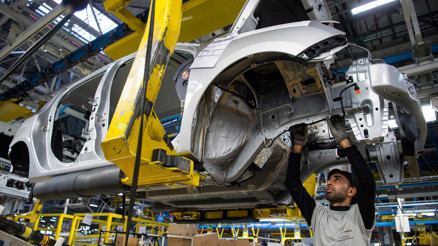 Renault ilk çeyrekte toplam pazar lideri