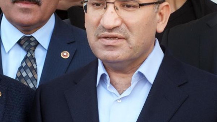 Başbakan Yardımcısı Bozdağ: Yunanistan ile takas söz konusu değil