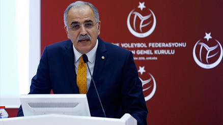 Üstündağdan kulüplere kutlama