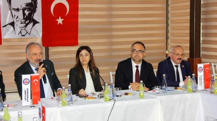 Vali Yılmaz, Çiftlikköy’de incelemelerde bulundu