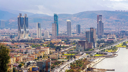 İzmir’in zirve yolculuğu