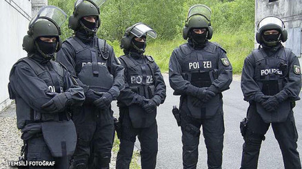 Federal polis tarihindeki en büyük operasyonu gerçekleştirdi