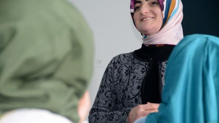 Köyün tek okuyan kızı, öğretmen oldu kızları okullu yaptı