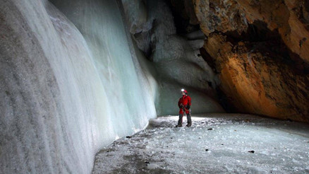 Eski çağlara ve doğanın gizemine açılan kapılar: Türkiyede gezebileceğiniz mağaralar