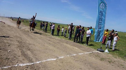 Kakava Şenlikleri at yarışları ile başladı